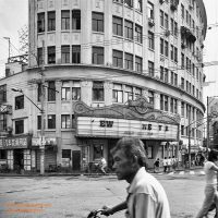 Fine art photo print Städte in Asien New Year Theater