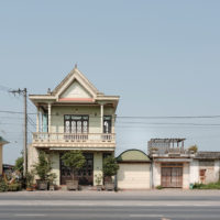 Urbanism along the road